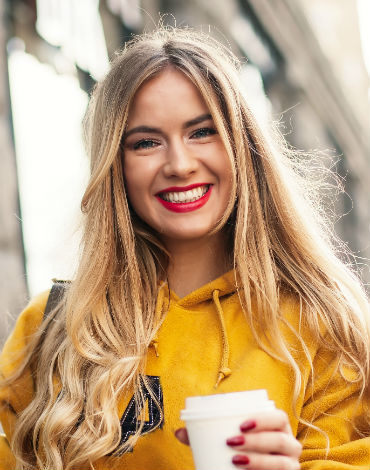 Wert der Arbeitskraft: 3,1 Mio. EUR Laura, 22 Jahre, Medizinstudentin